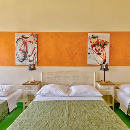 Boutique Florence בית הארחה 3*