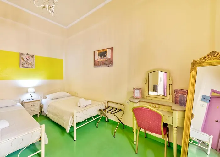 Boutique Florence בית הארחה