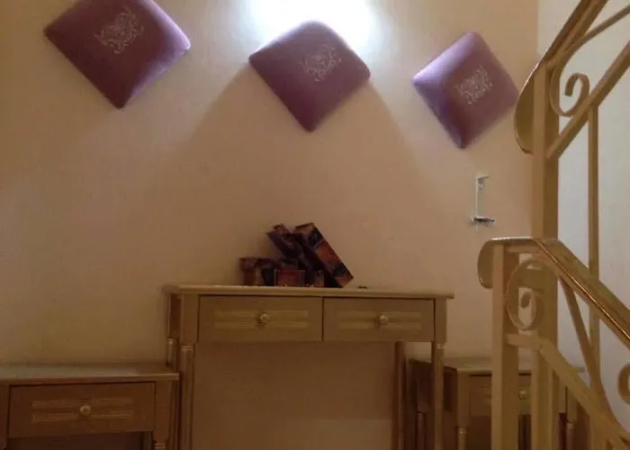 בית הארחה Boutique Florence ארמופוליס